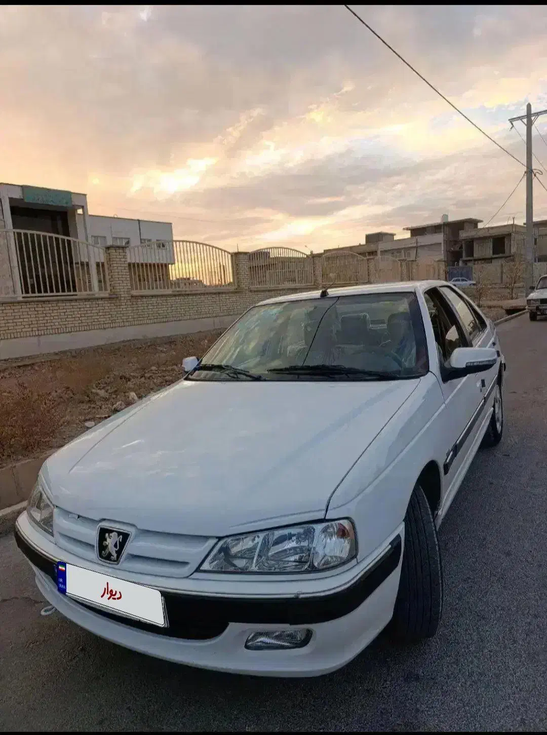 پارس 1401موتور جدیددریچه سیم عروسک کارکرد پایین|خودرو سواری و وانت|همدان, |دیوار