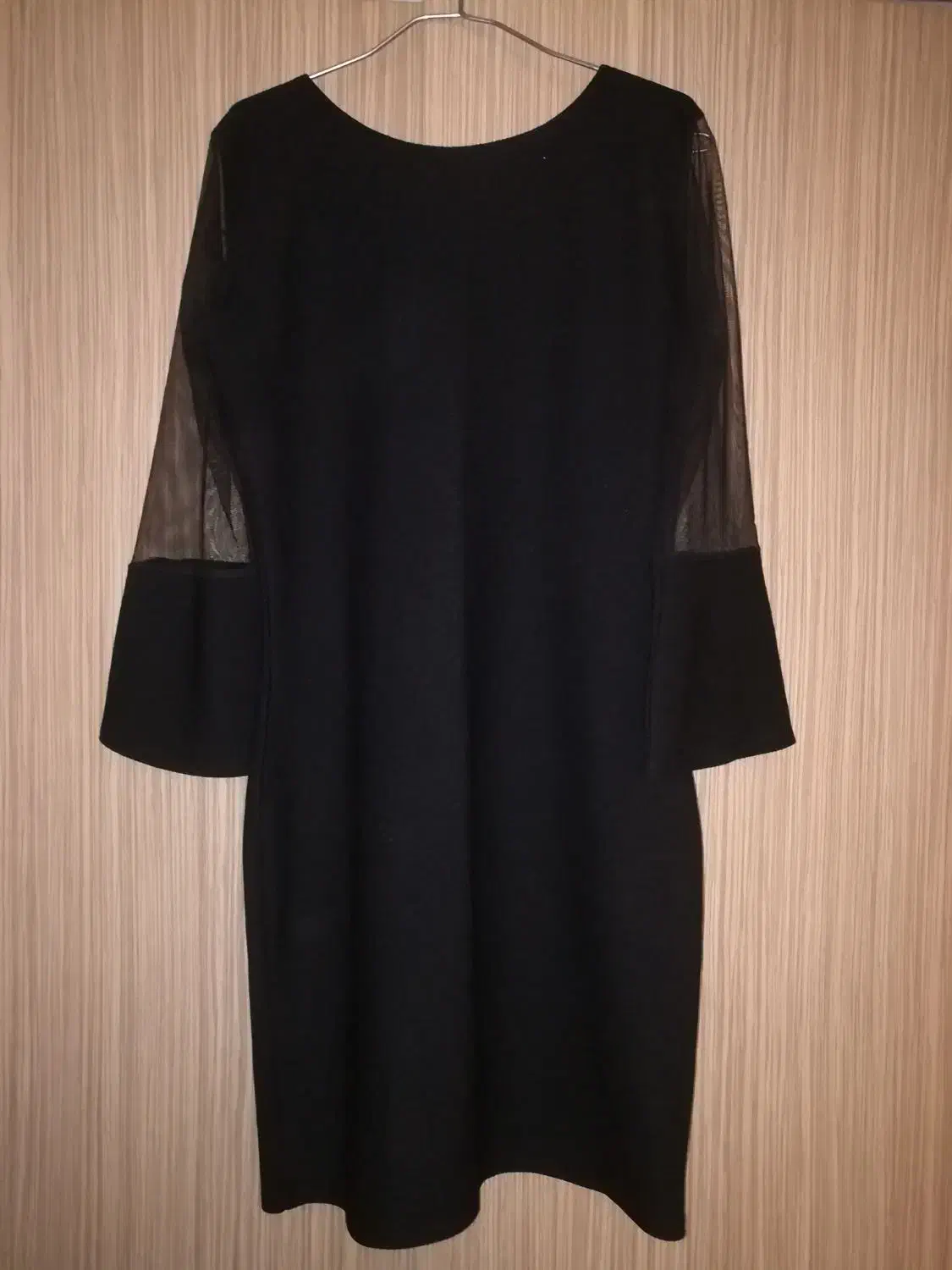 لباس مجلسی|لباس|تبریز, |دیوار