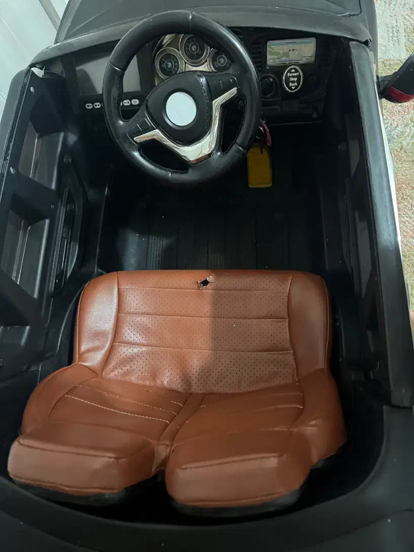 ماشین شارژی مانیتوردار|اسباببازی بچه|تهران, شهرک شهید باقری|دیوار