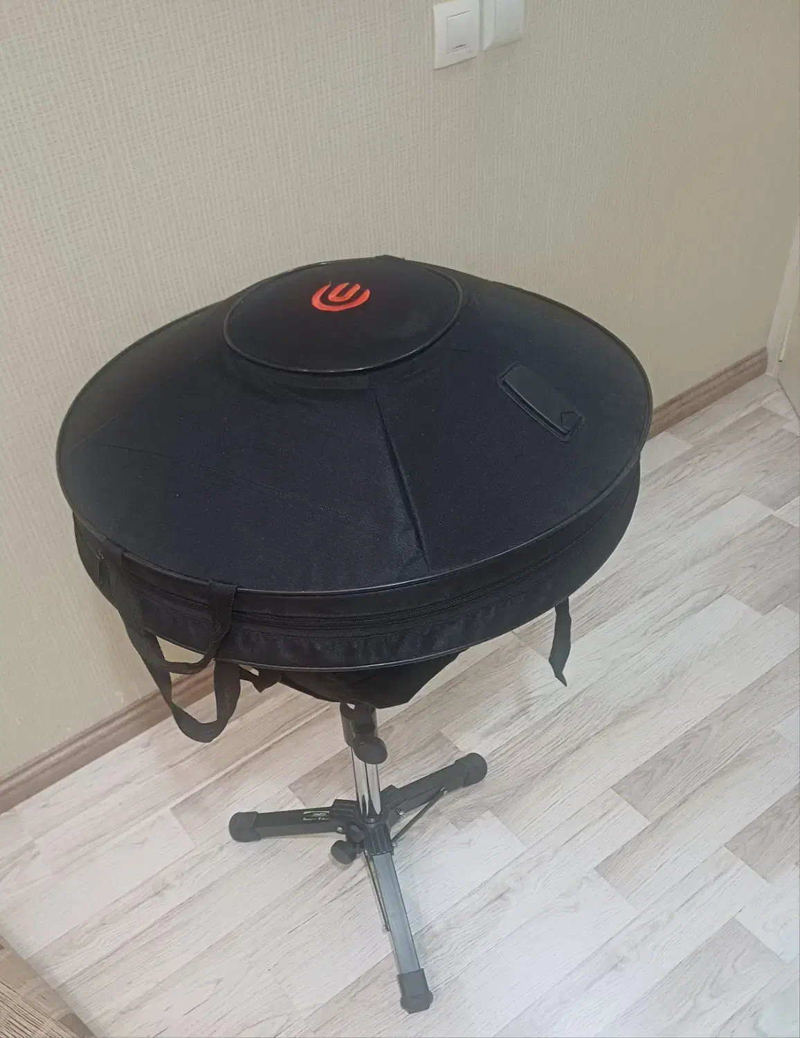 هنگ درام نو|درام و پرکاشن|اردبیل, |دیوار