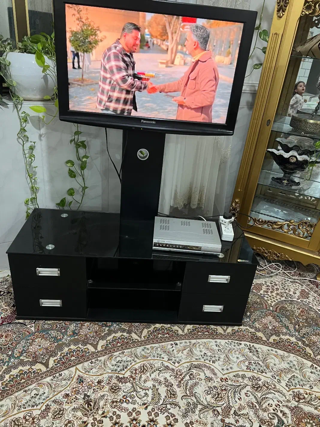 مبل|مبلمان خانگی و میز عسلی|بندر دیر, |دیوار