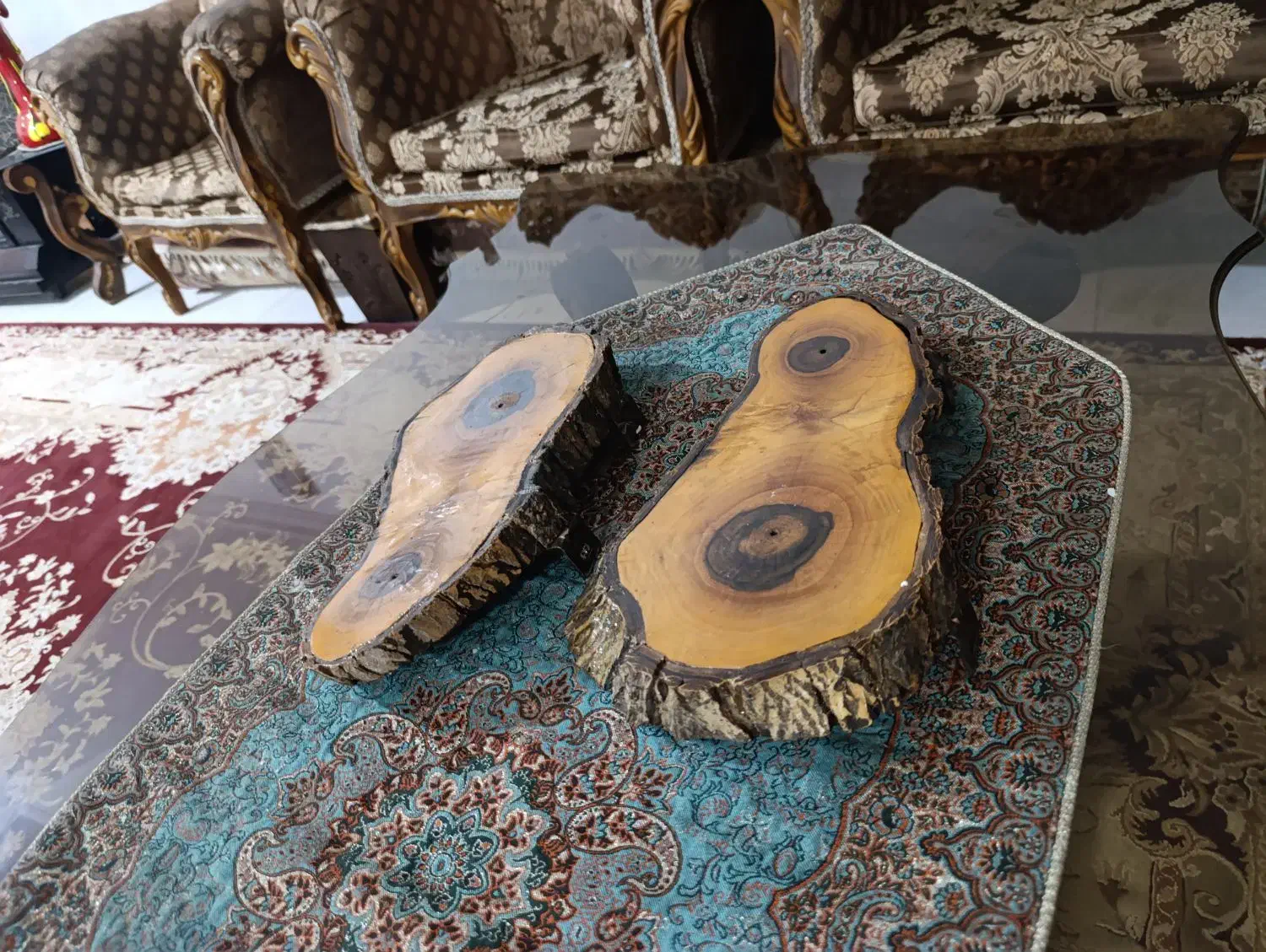 شلف دیواری طرح تنه درخت (کنده درخت )رزین شده|کتابخانه، شلف، قفسههای دیواری|فردیس, شهرک شهید حسینی|دیوار