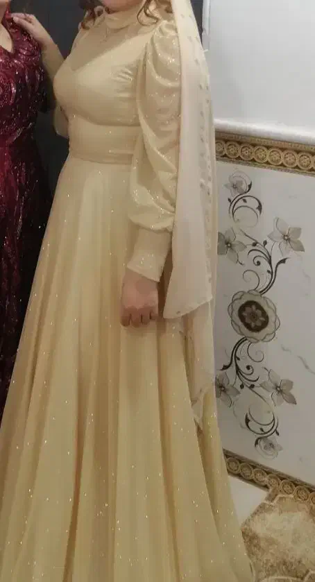 لباس مجلسی|لباس|شیراز, گویم|دیوار