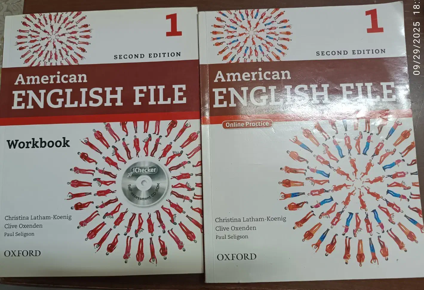 کتاب American English file|کتاب و مجله آموزشی|تربت‌حیدریه, قائم|دیوار