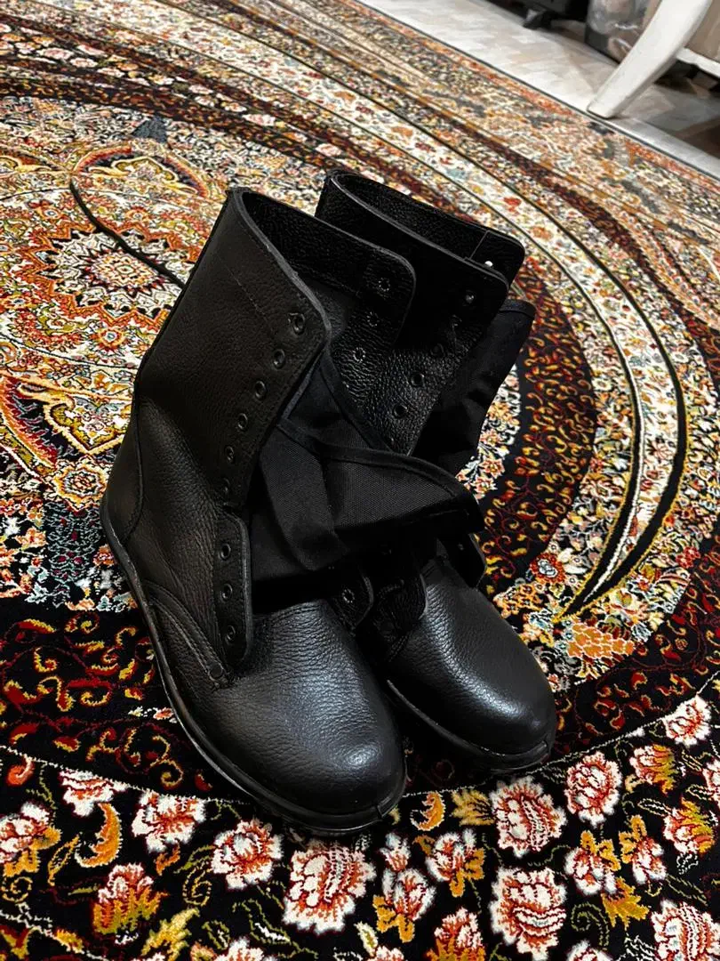 پوتین، لباس،اورکت سربازی نو|لباس|گرگان, |دیوار