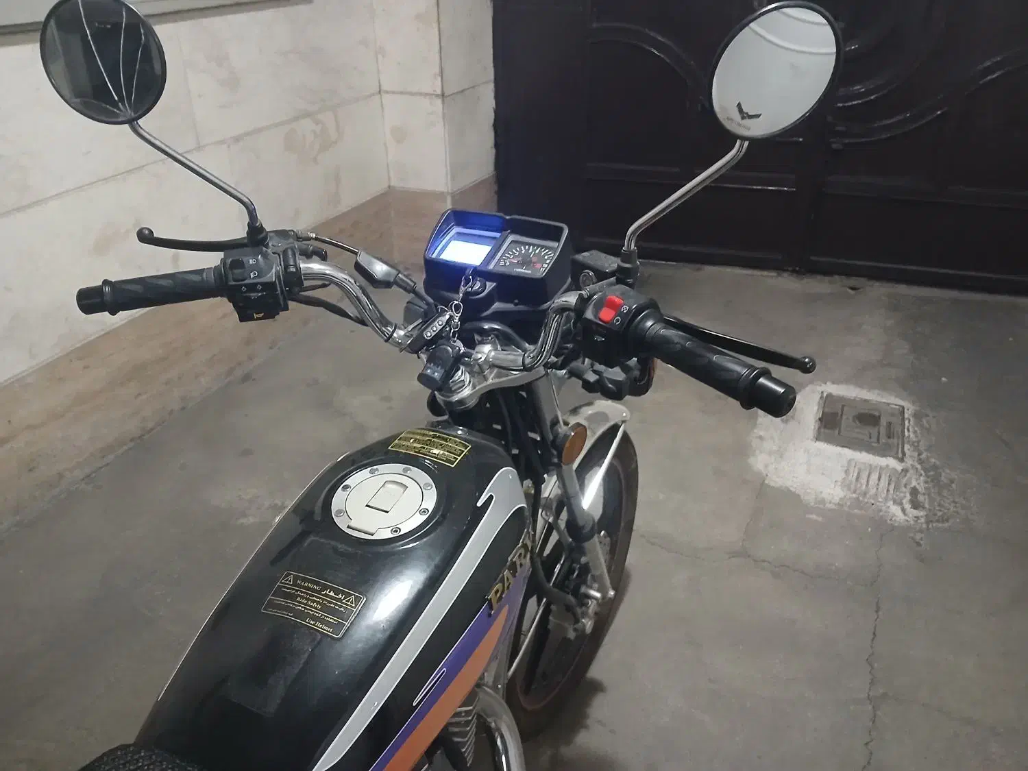 موتور سیکلت ۲۰۰ پرواز|موتورسیکلت|کرج, حصارک بالا|دیوار