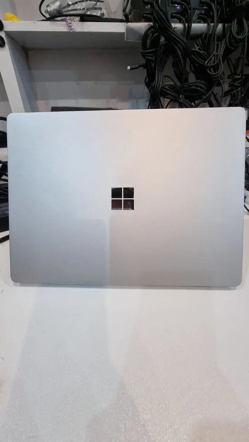 لپ تاپی به سبکی پر کاغذ ، سرفیس گو surface GO|رایانه همراه|مشهد, گاز|دیوار