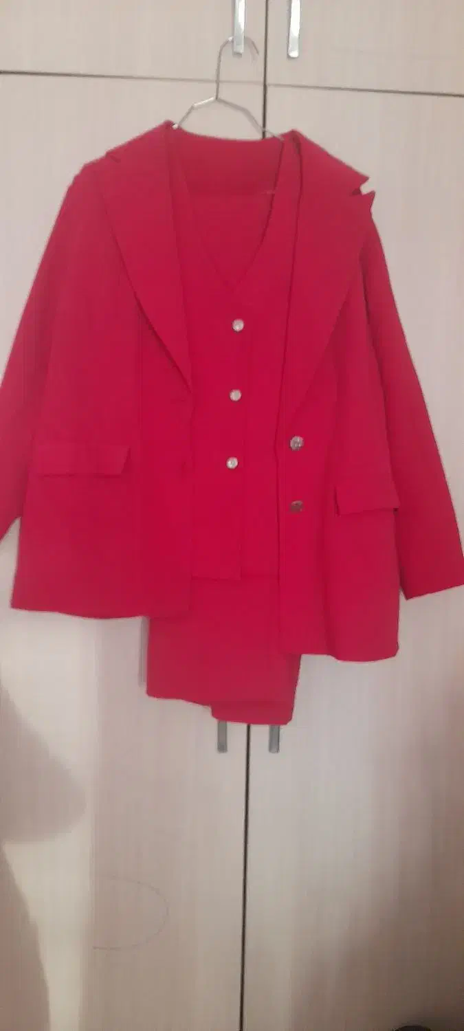 لباس مجلسی|لباس|هشتگرد, شهرک بعثت|دیوار