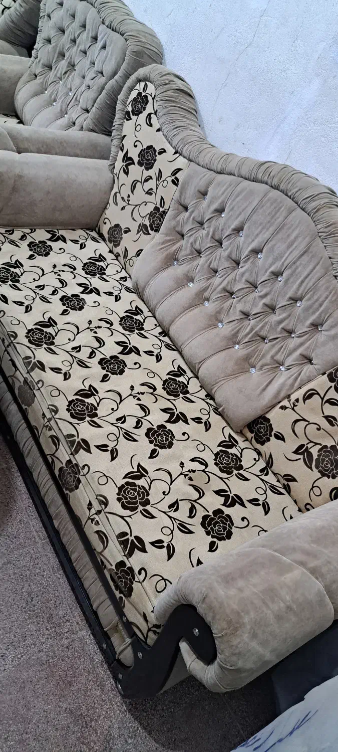 مبل ۸ نفره راحتی|مبلمان خانگی و میز عسلی|سردشت, |دیوار