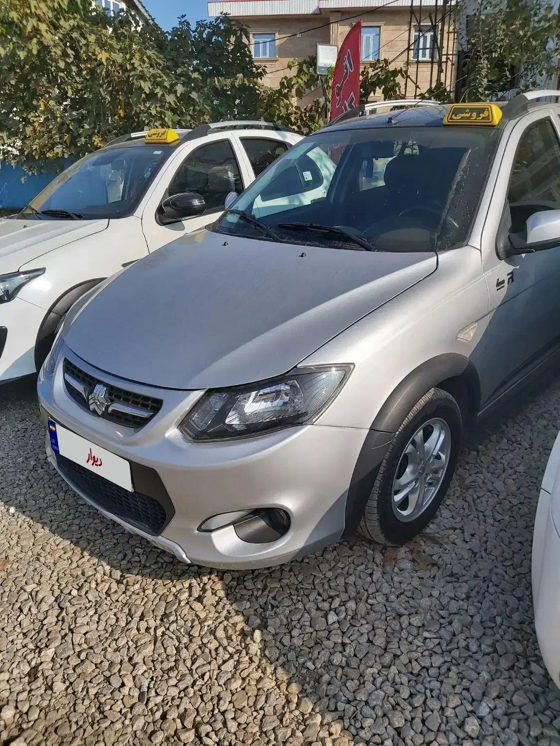 کوئیک R سفارشی پارس‌خودرو|خودرو سواری و وانت|آستارا, |دیوار