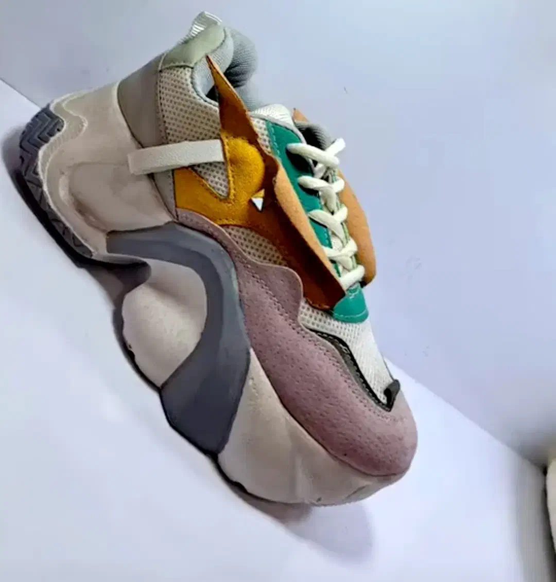 حراجی کفش و لباس بچه گانه|کفش و لباس بچه|زاهدان, |دیوار