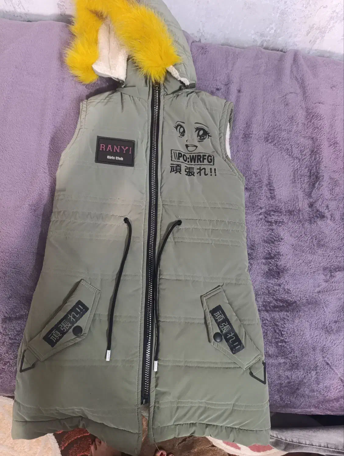 پافر زمستانه(دخترانه) درحد نو|لباس|شاهینشهر, شهرک گلدیس|دیوار