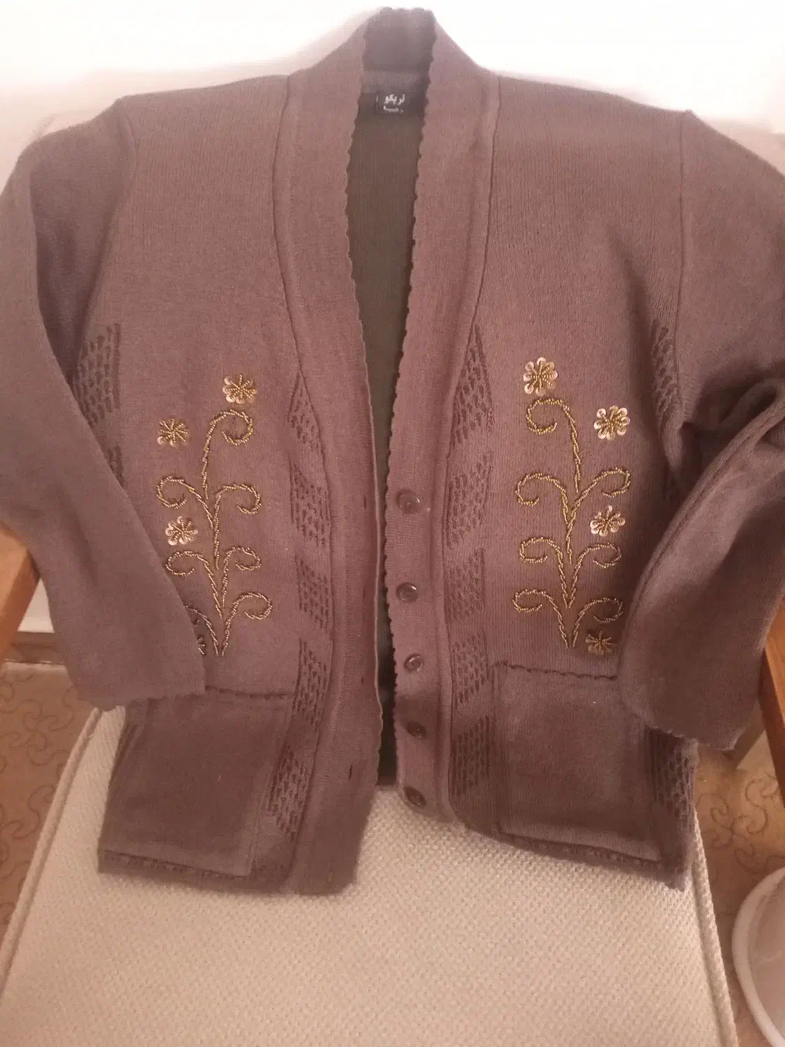 صندل نو|کیف، کفش، کمربند|تربت جام, نظامی|دیوار