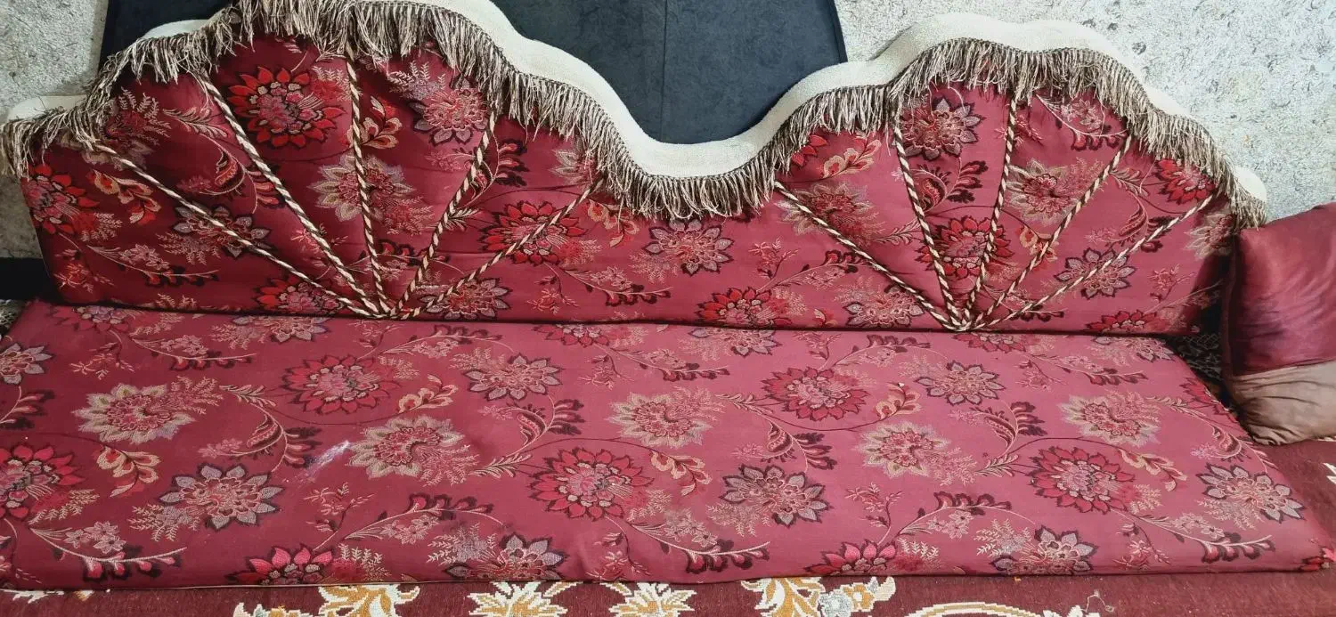 پشتی به همراه کناره|پشتی|چابهار, |دیوار