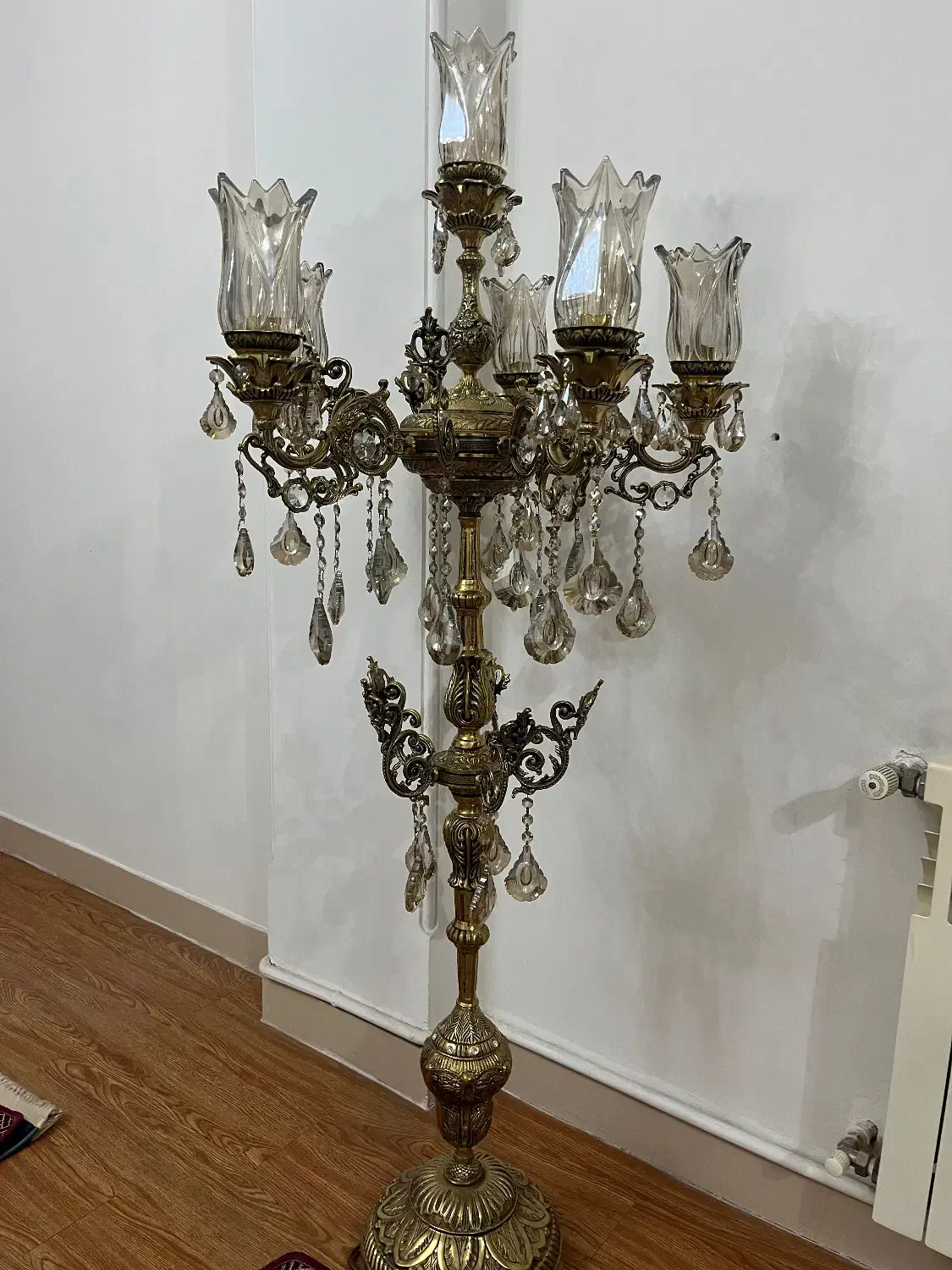 کنار سالنی لوستربرنجی|لوستر و چراغ آویز|کرج, شهرک بنفشه|دیوار