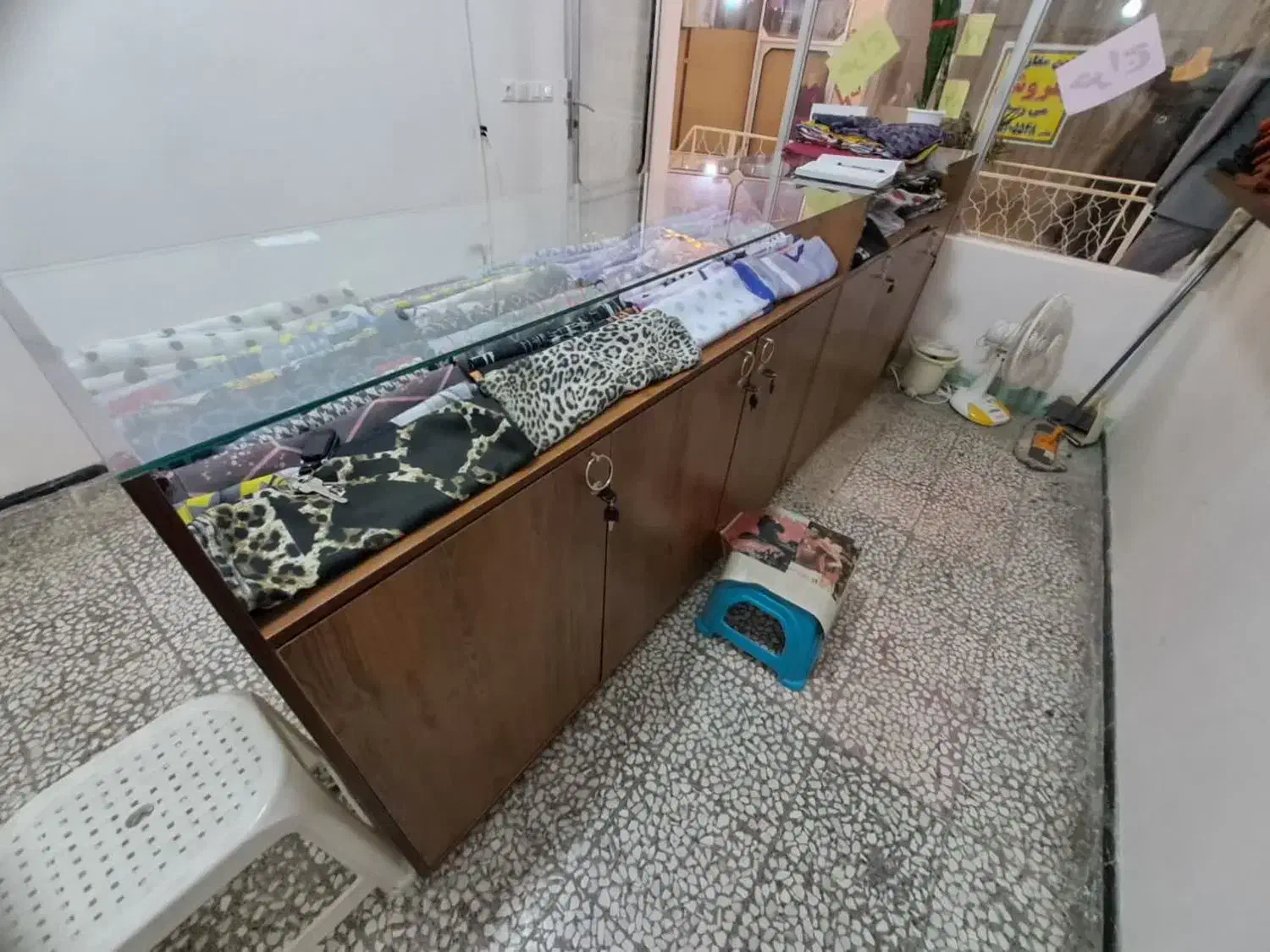 ویترین مغازه|فروشگاه و مغازه|الیگودرز, |دیوار