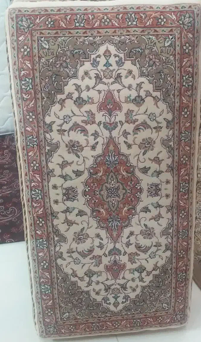 پشتی نو|پشتی|قم, زاد|دیوار