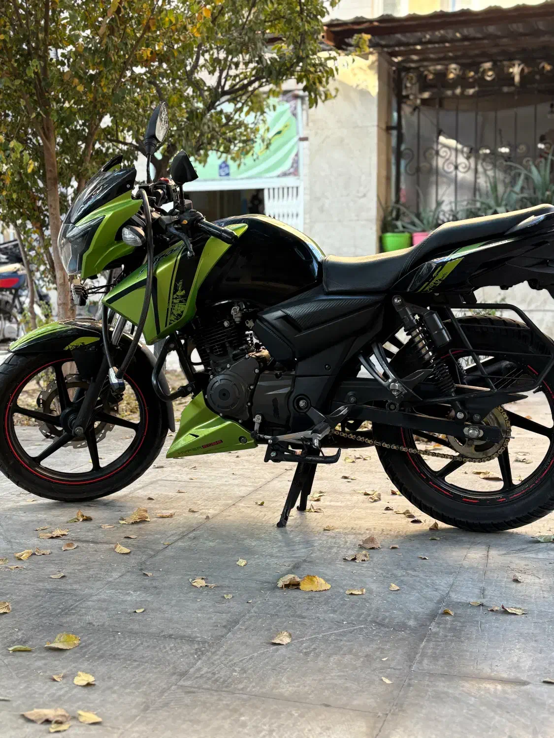 آپاچی ۱۵۰|موتورسیکلت|تهران, سیروس|دیوار