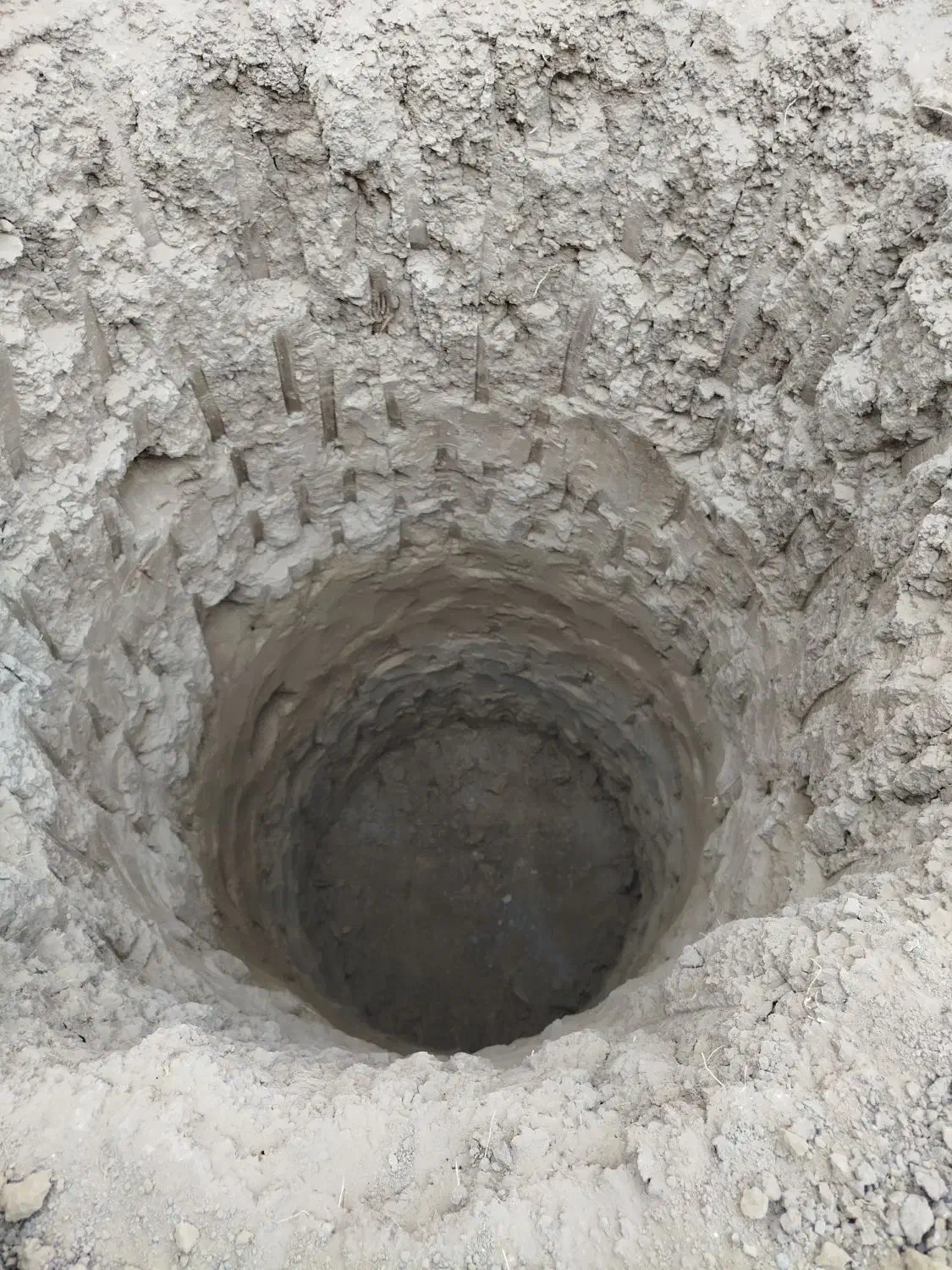 چاه کن|خدمات پیشه و مهارت|میناب, |دیوار