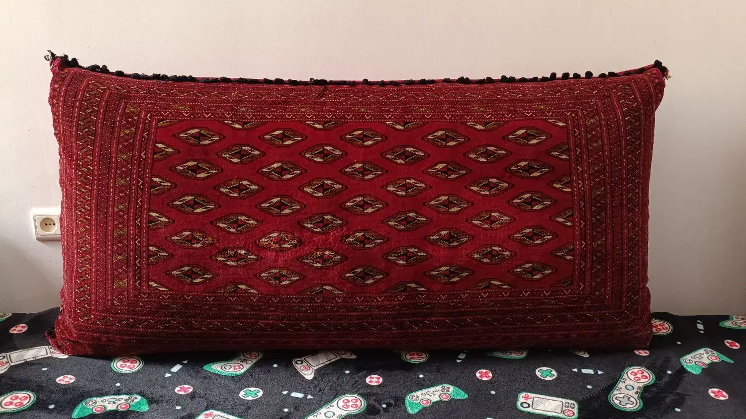 پشتی دست بافت|پشتی|کرمان, |دیوار