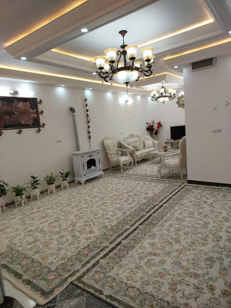 خیابان طالقانی ۱۱۴ متر دربست|اجارهٔ خانه و ویلا|بروجرد, |دیوار