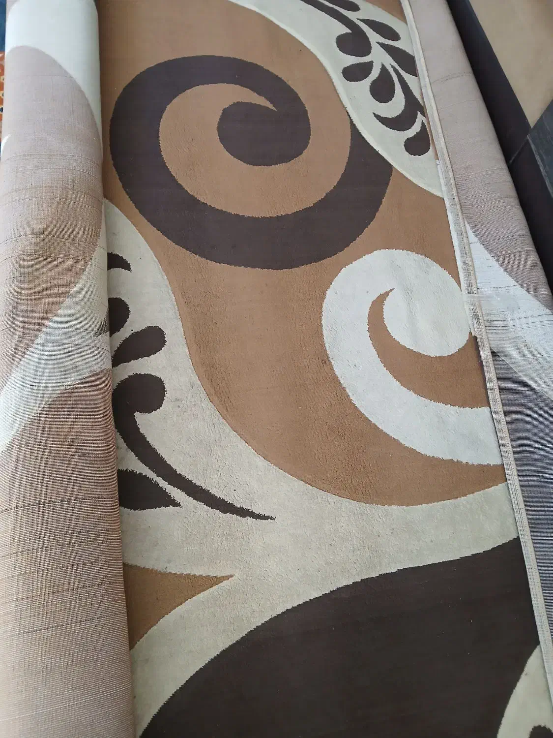 فروش فوری یک عدد فرش طرح گلیم سالم|فرش|شیراز, دارالرحمه|دیوار