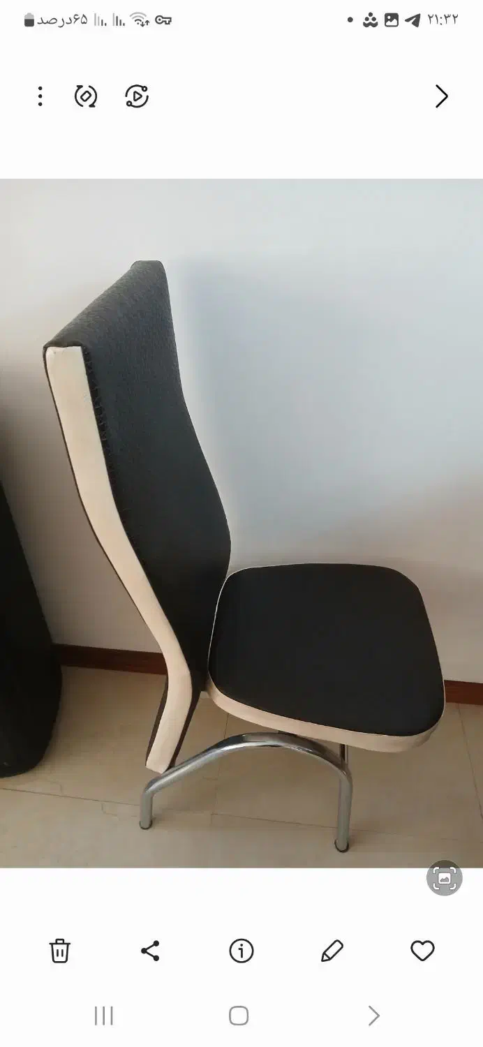 چهار عدد صندلی فلزی با روکش چرم کاملا سالم ودرحدنو|میز و صندلی غذاخوری|میانه, |دیوار