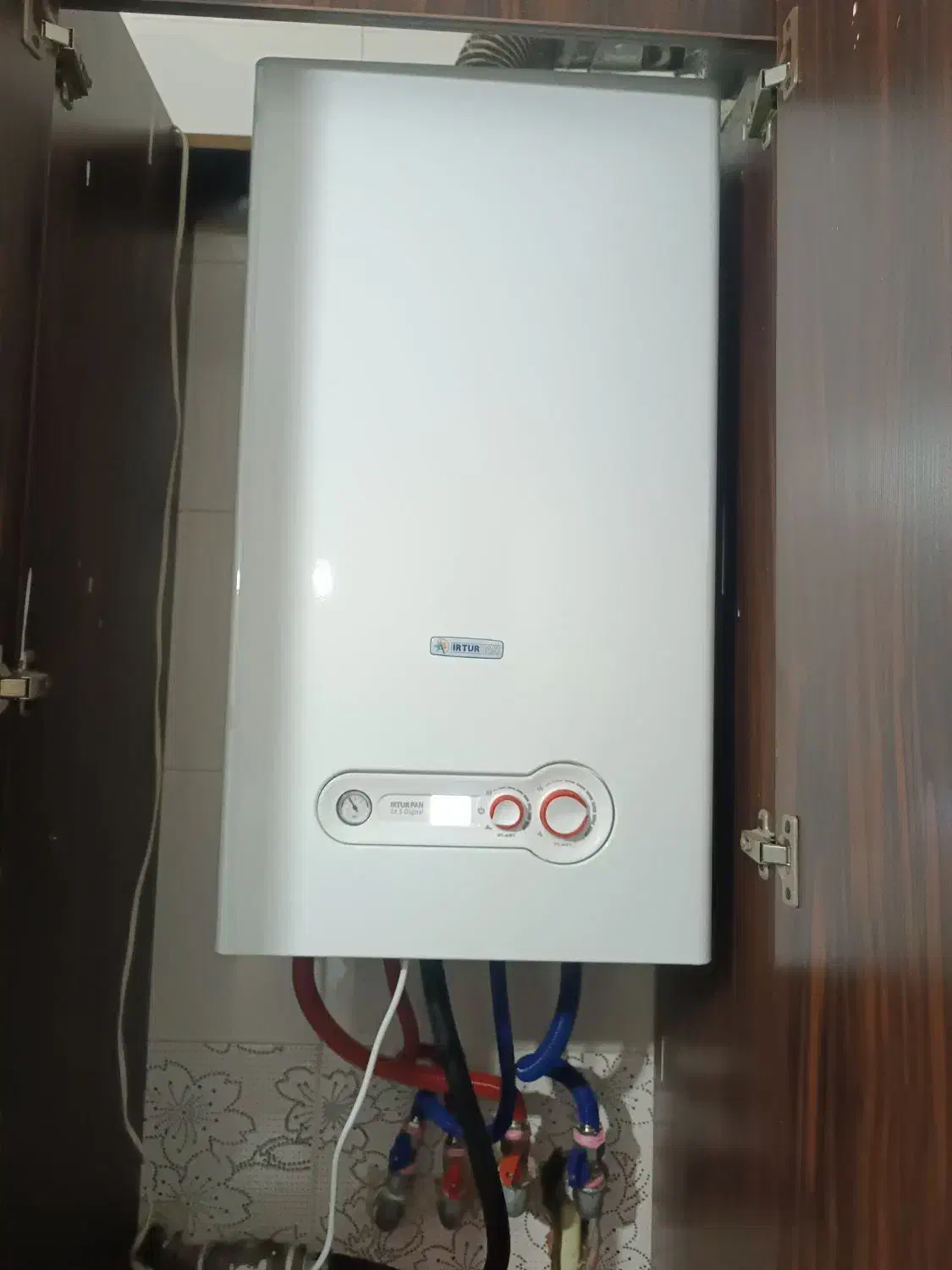 فروش،نصب و تعمیرات انواع پکیج وآبگرمکن|آبگرمکن، پکیج، شوفاژ|کرمانشاه, |دیوار