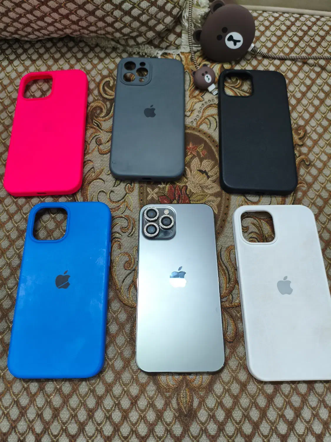 12 promax و x7pro|موبایل|شیراز, سینما سعدی|دیوار