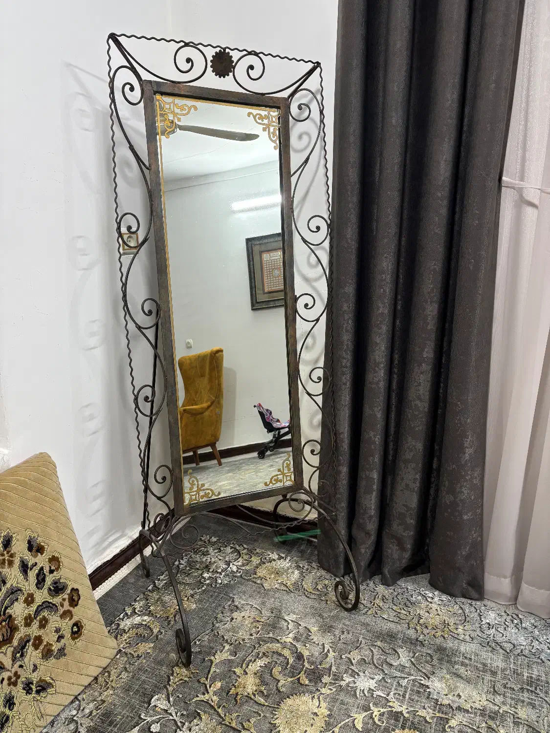 آیینه قدی|آینه|کردکوی, |دیوار