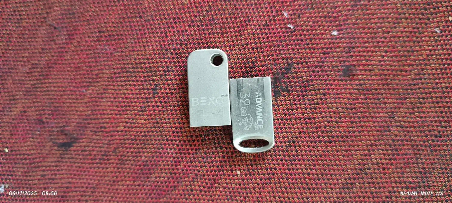 فلش۳۲|قطعات و لوازم جانبی رایانه|مشهد, گلشور|دیوار