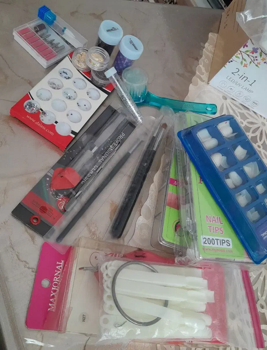 لوازم کاشت ناخن|آرایشی، بهداشتی، درمانی|اردبیل, |دیوار