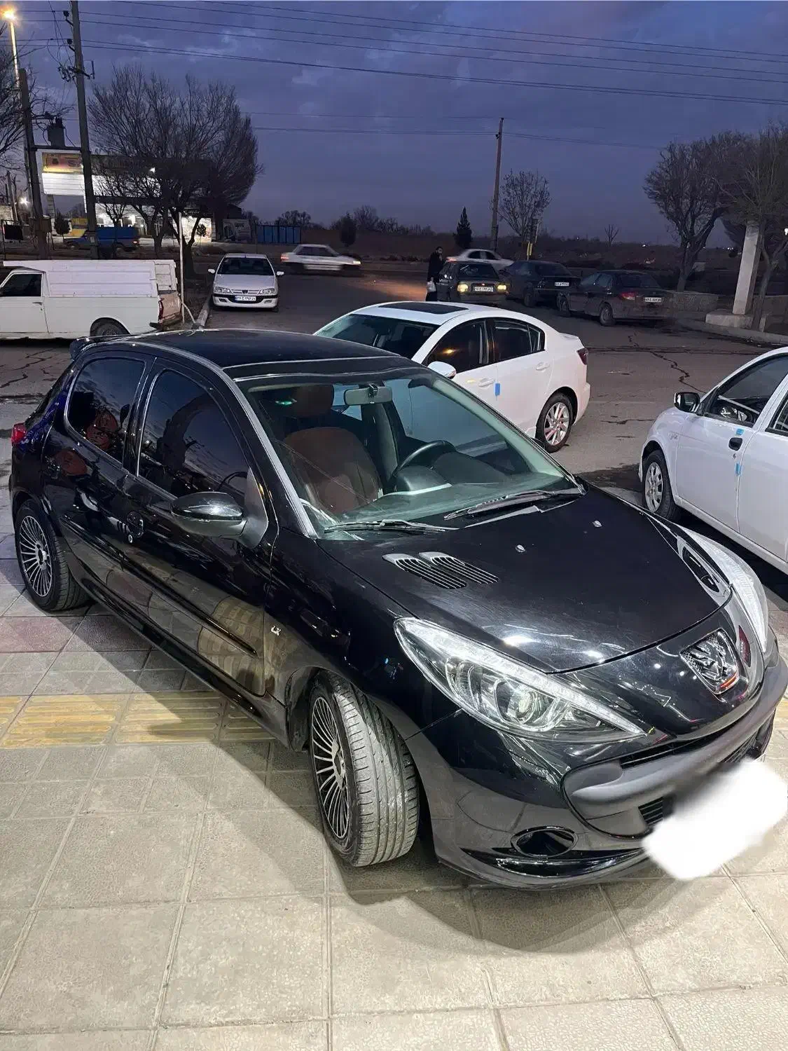 207 پانوراما|خودرو سواری و وانت|بوئین زهرا, |دیوار