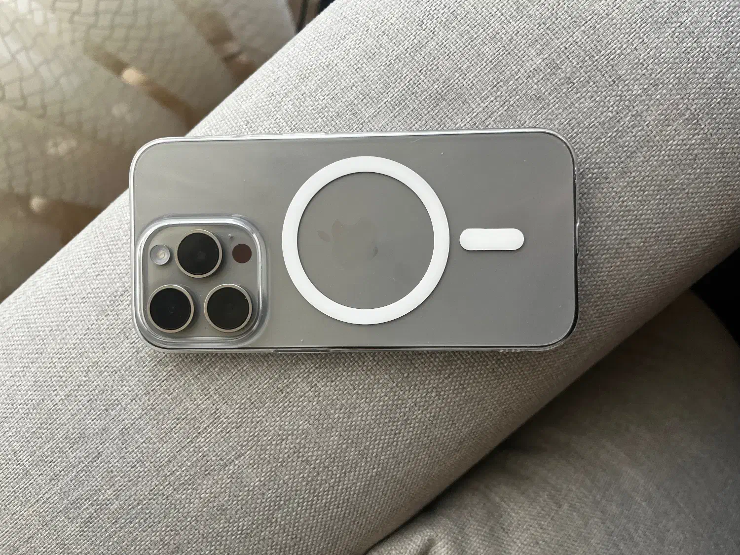 آیفون ۱۵ پرو|موبایل|شیراز, عفیف‌آباد|دیوار