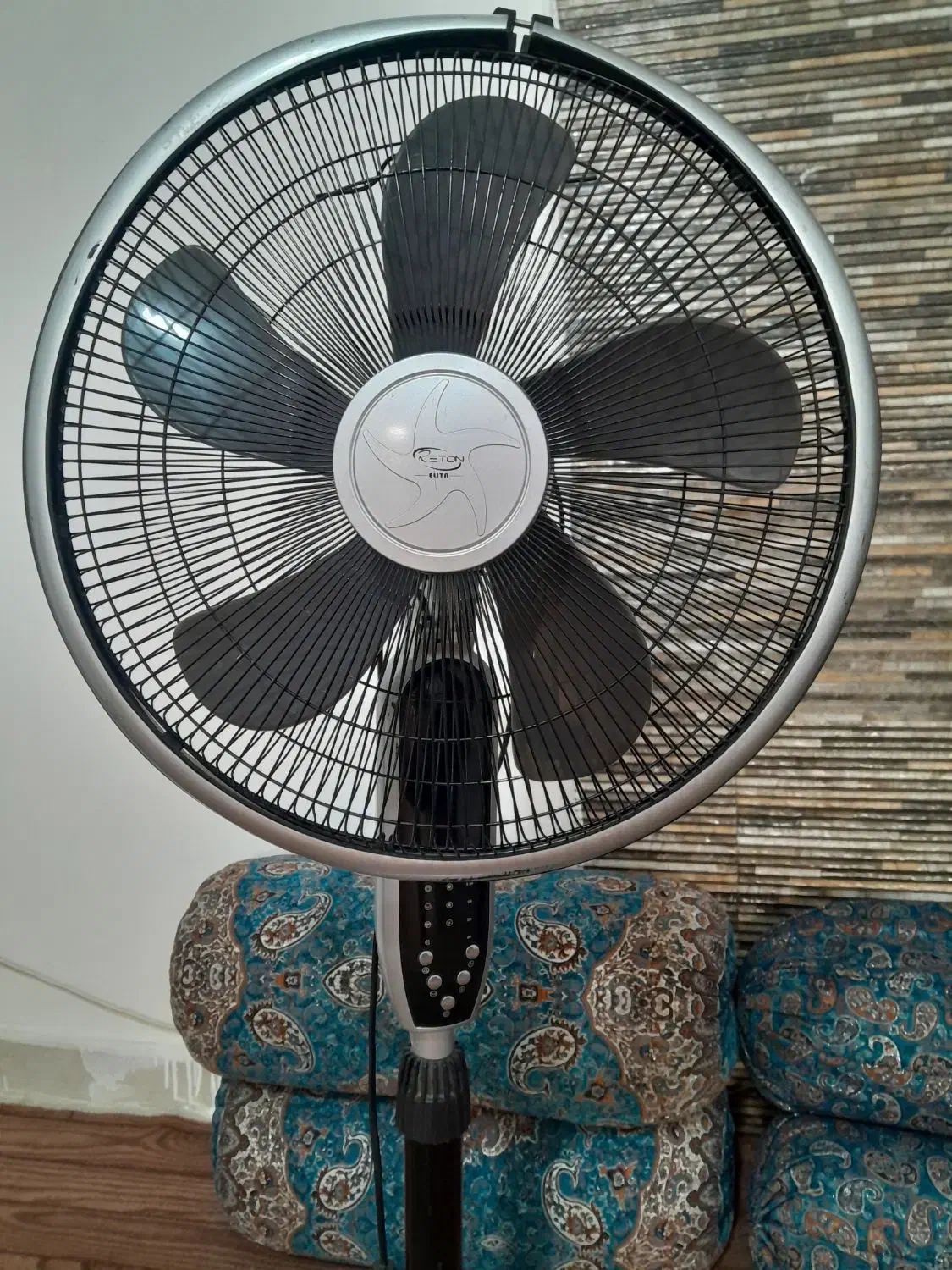 پنکه کارکرد|پنکه و تصفیهکنندهٔ هوا|محمدشهر, شهرک پیام (مهرالبرز)|دیوار