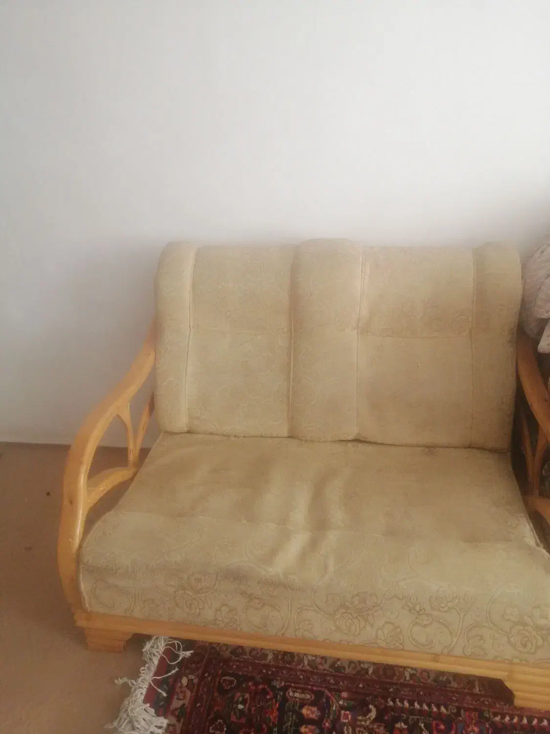 مبل دست دوم|مبلمان خانگی و میز عسلی|خوی, |دیوار