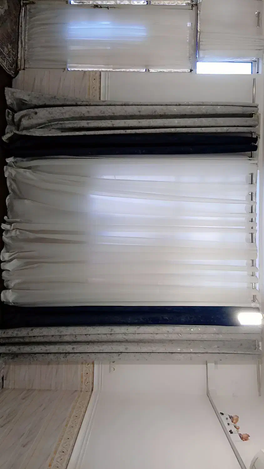 دو عدد شال پرده به رنگ آبی جنس پارچه مخمل|پرده، رانر، رومیزی|امیدیه, |دیوار