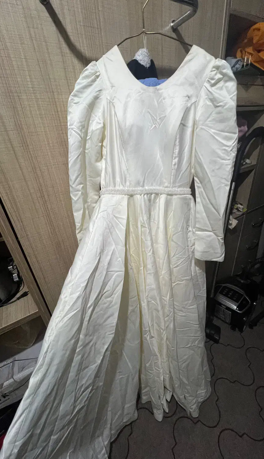 لباس عقد|لباس|گرگان, |دیوار