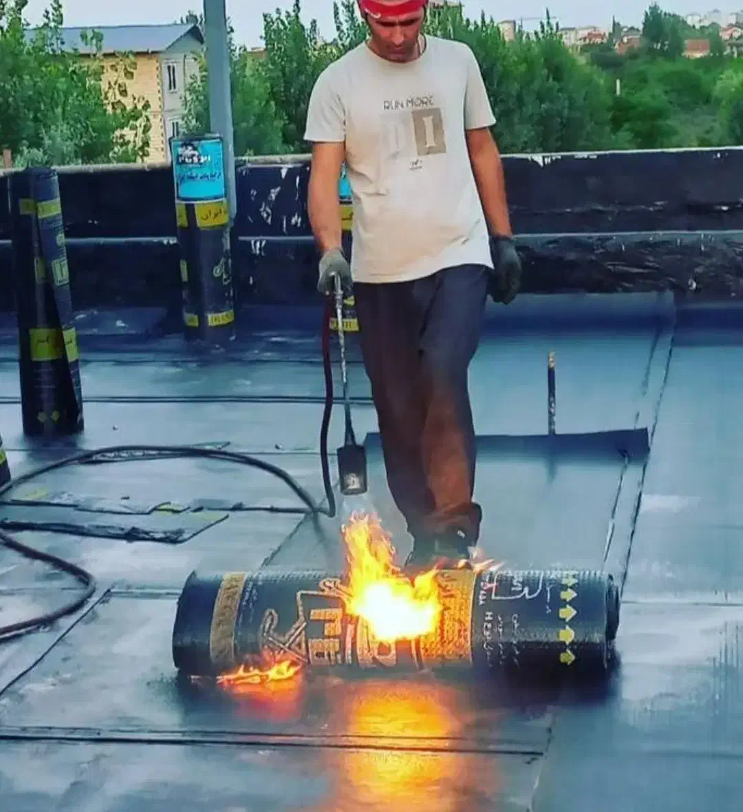 ایزوگام.نصب و فروش ایزوگام شرق کلی و جزعی|خدمات پیشه و مهارت|مشهد, بهاران|دیوار