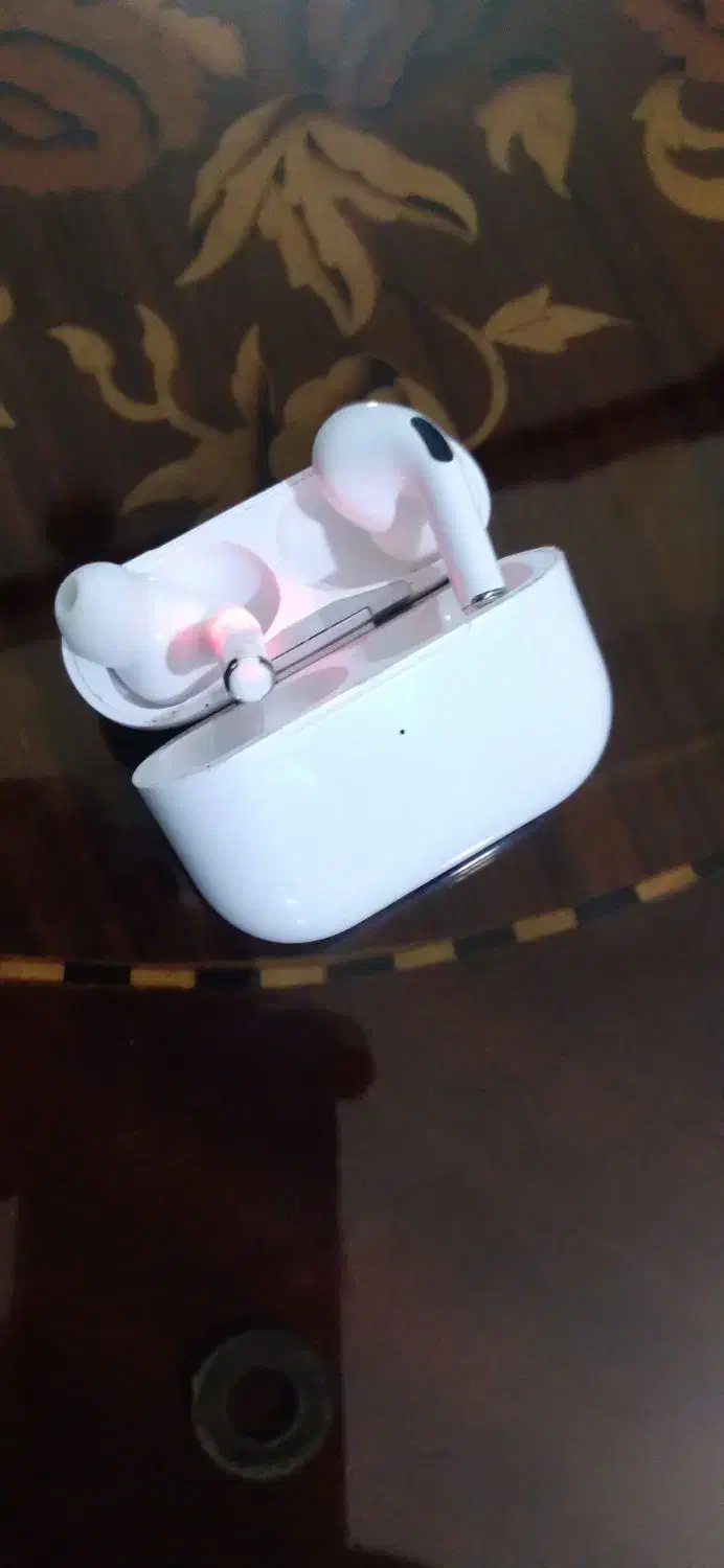 ایرپاد درحدهمچی سالم بدونه ایراد|لوازم جانبی موبایل و تبلت|اراک, |دیوار