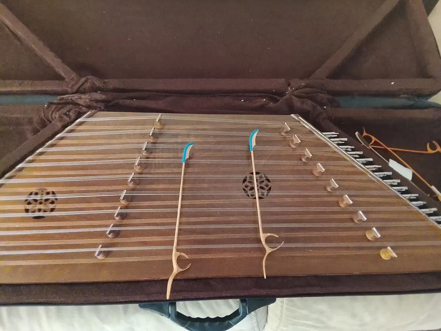 سرگرمی|سازهای سنتی|بجنورد, |دیوار