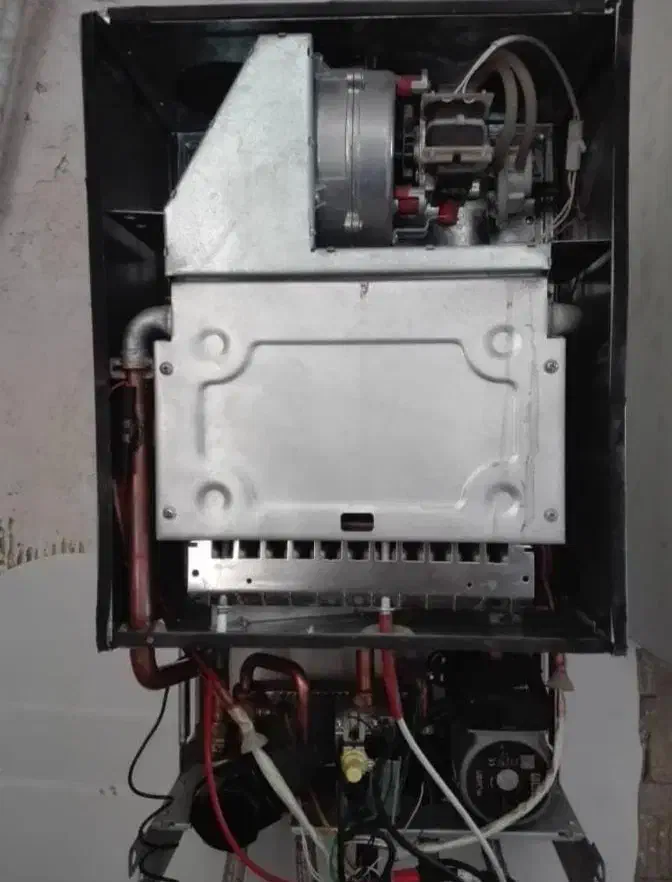 تعمیرات تخصصی پکیج آبگرمکن سرویسکار سراسر شیراز|خدمات پیشه و مهارت|شیراز, شهرک فرهنگیان|دیوار