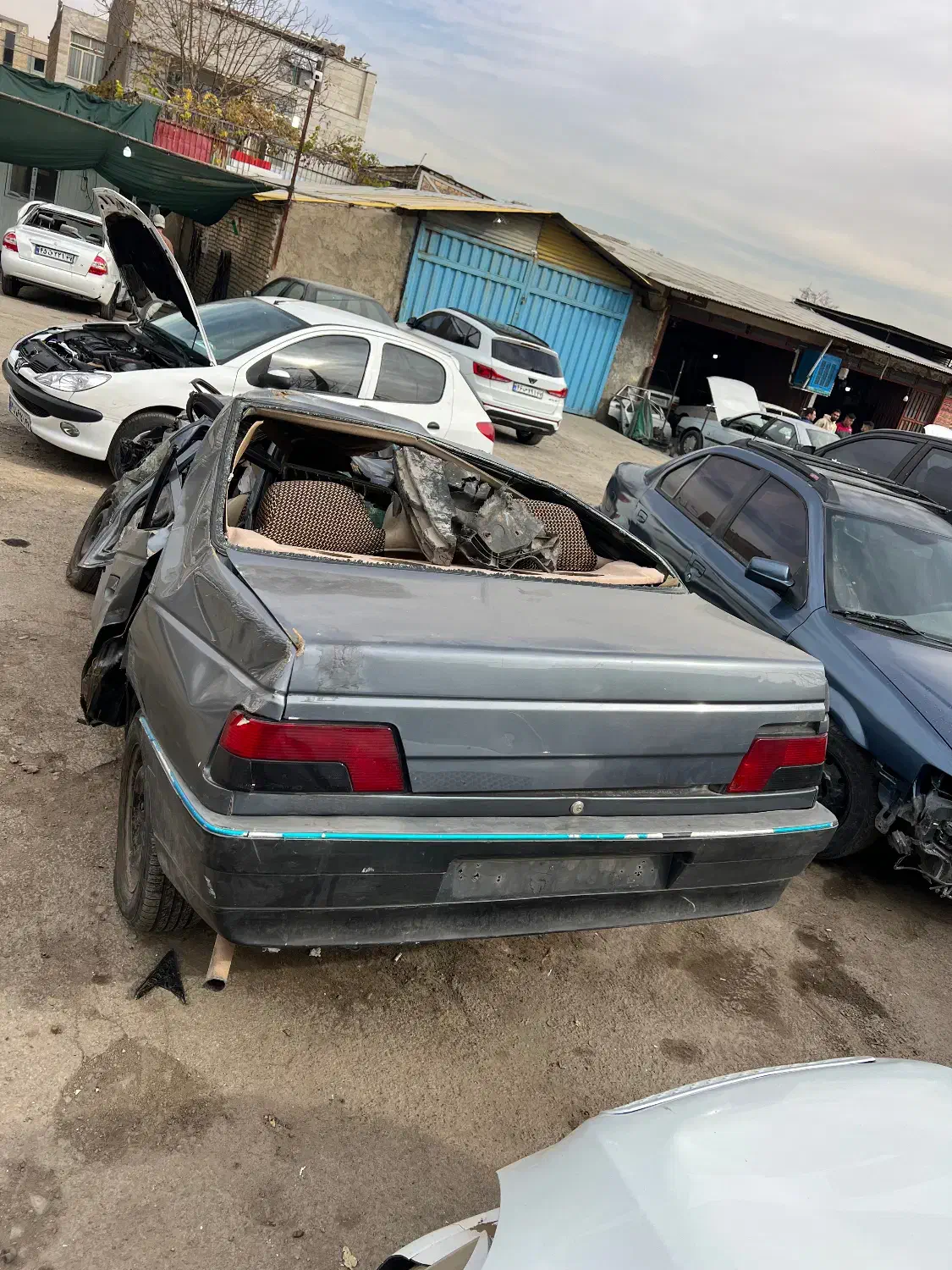 ۴۰۵ مدل ۹۶ تصادفی|خودرو سواری و وانت|همدان, |دیوار