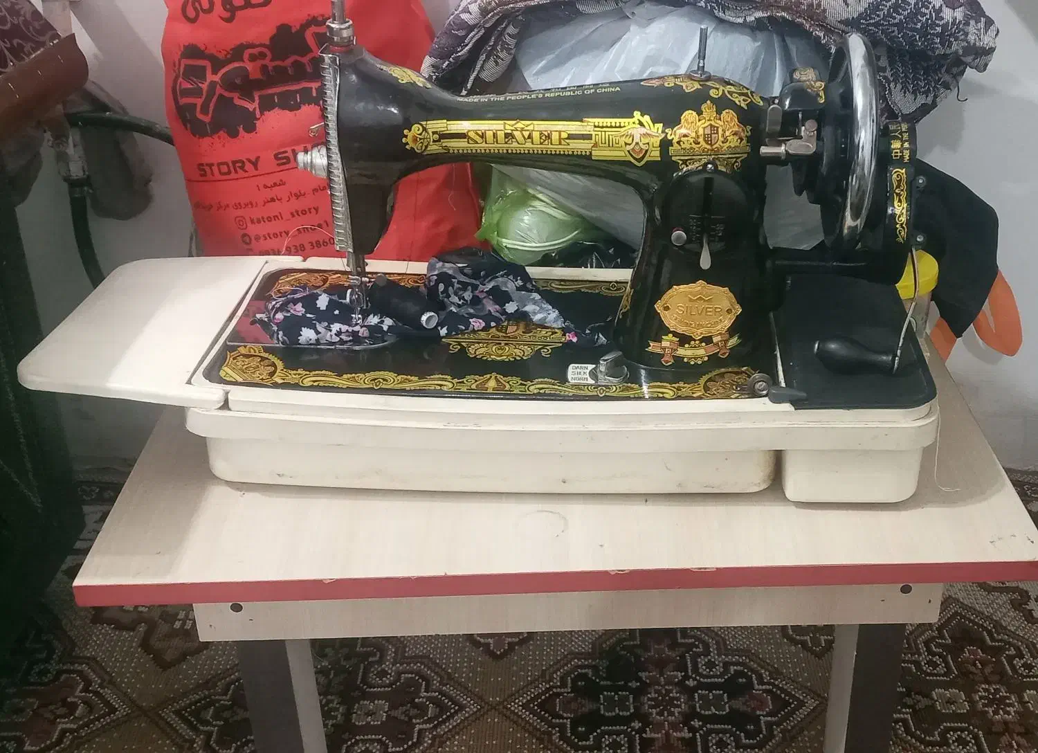 چرخ خیاطی سیلور|چرخ خیاطی و ریسندگی|رشت, معلولین|دیوار