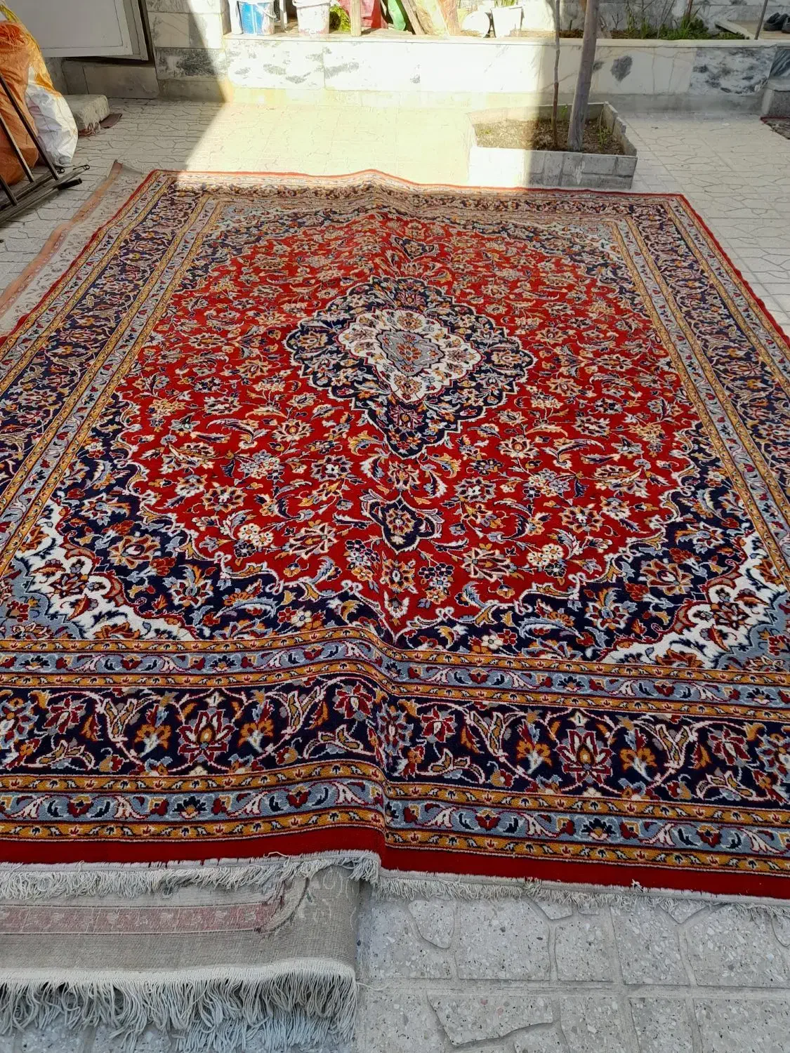 فرش۱۲متری|فرش|مشهد, کارگران|دیوار