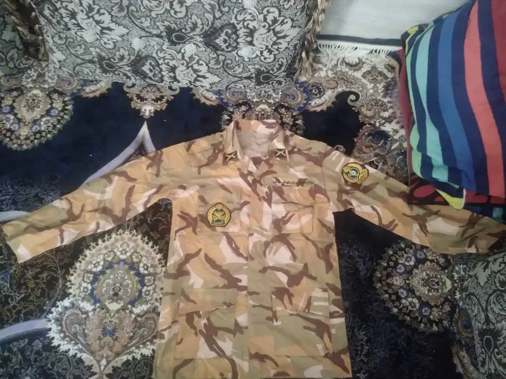 لباس سربازی وزارت دفاع|لباس|شیراز, فخرآباد (دروازه کازرون)|دیوار