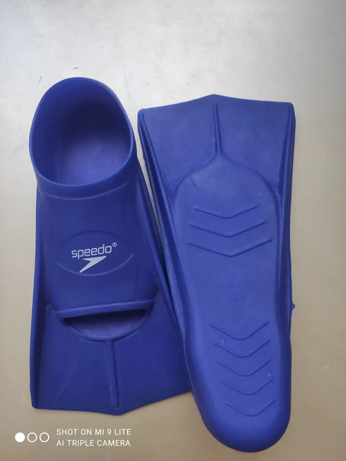 فین شنا وغواصی|غواصی و ورزش‌های آبی|میانه, |دیوار