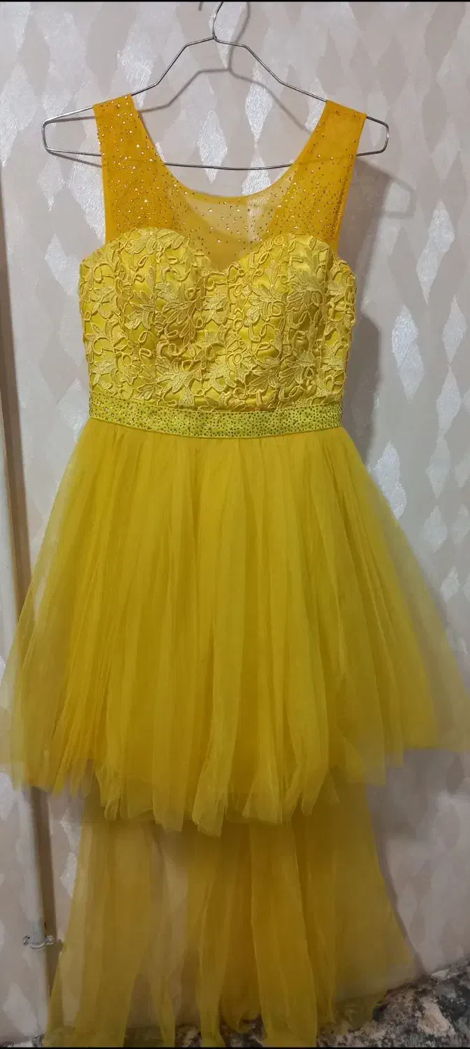 لباس مجلسی|لباس|دورود, |دیوار