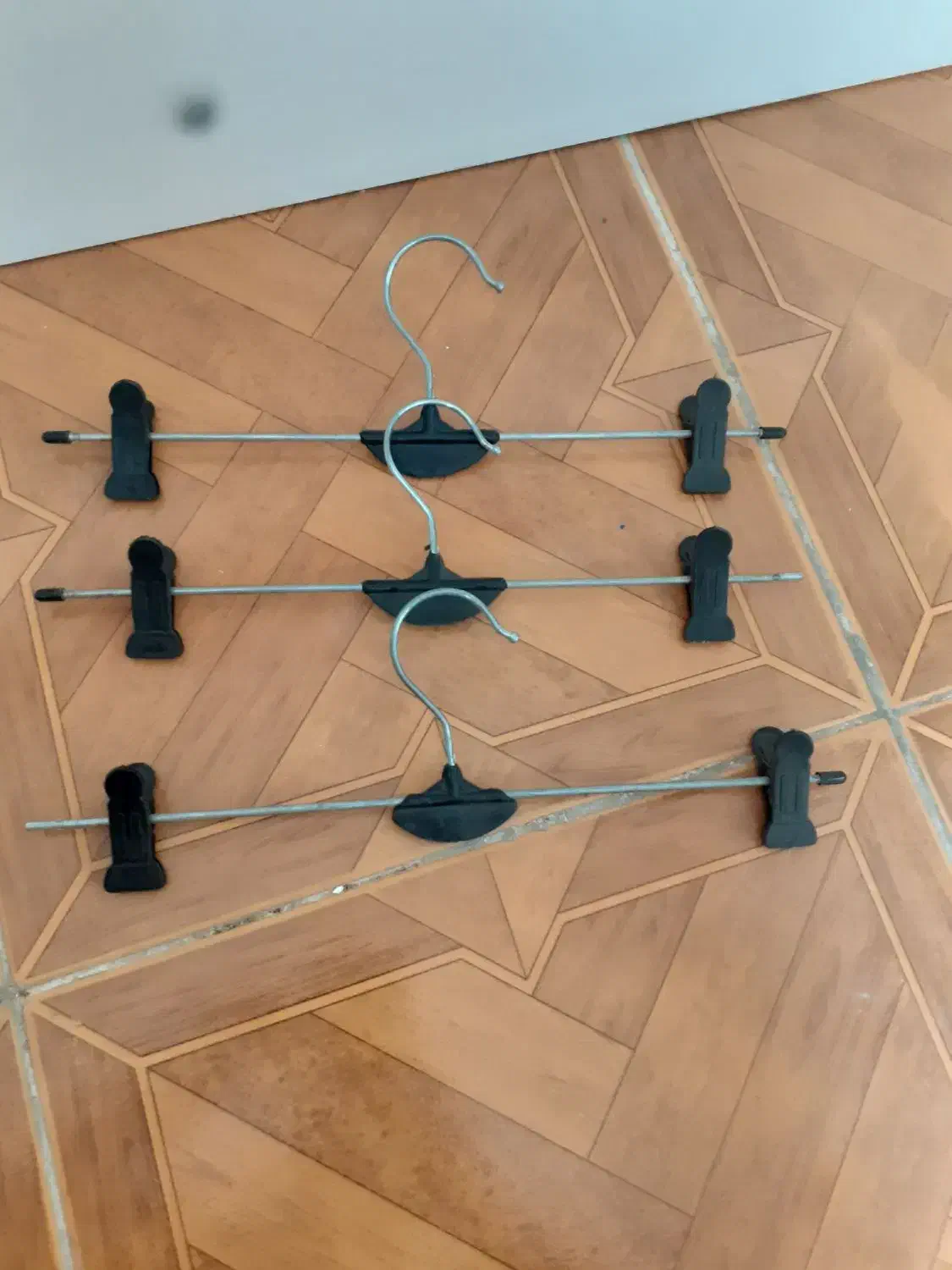 با سلام تعدادی چوبکار شلوار فروشی سالم سالم|فروشگاه و مغازه|محمدشهر, محمدشهر|دیوار