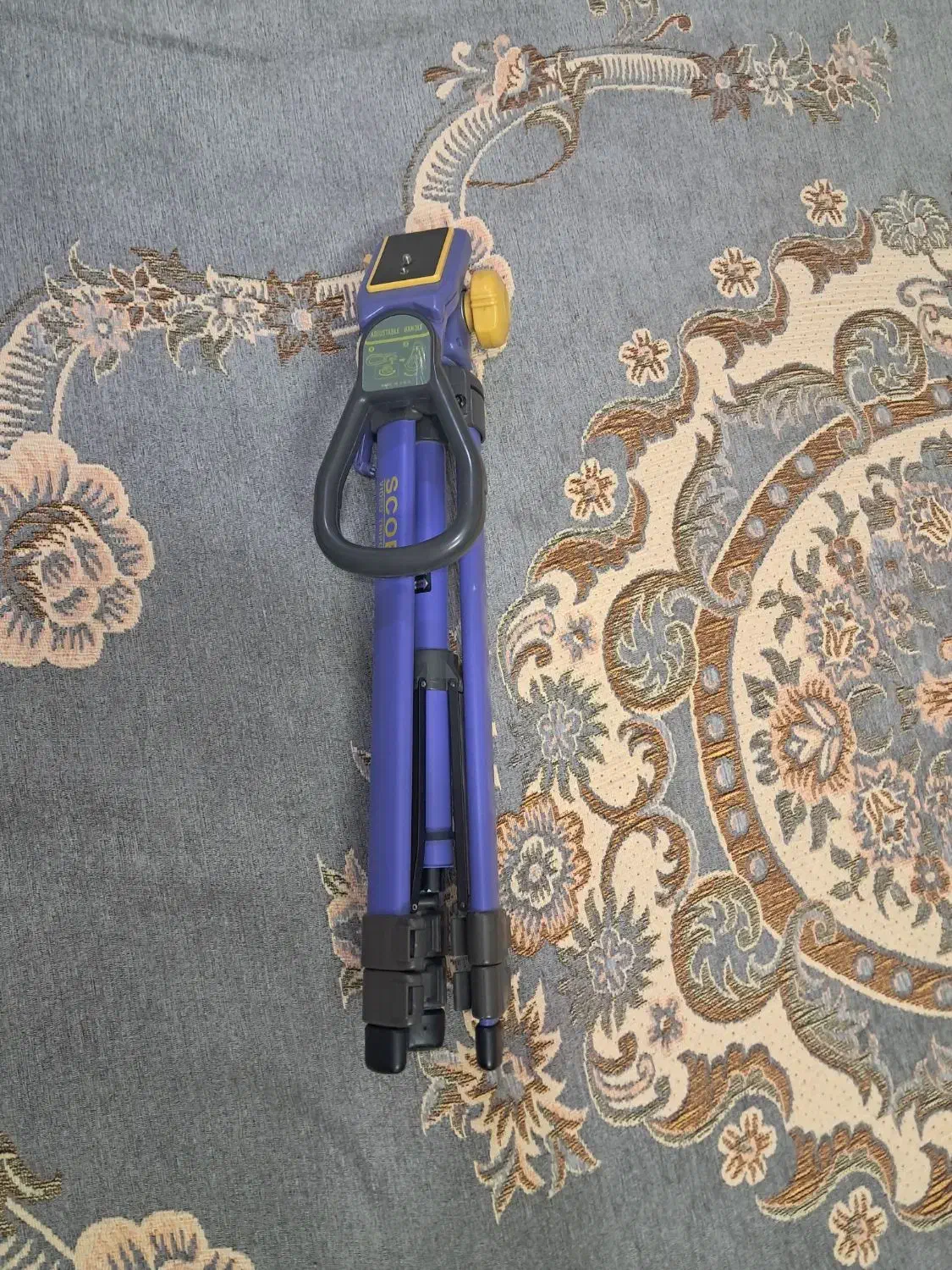 پایه دوربین|دوربین عکاسی و فیلم‌برداری|قم, ولیعصر|دیوار